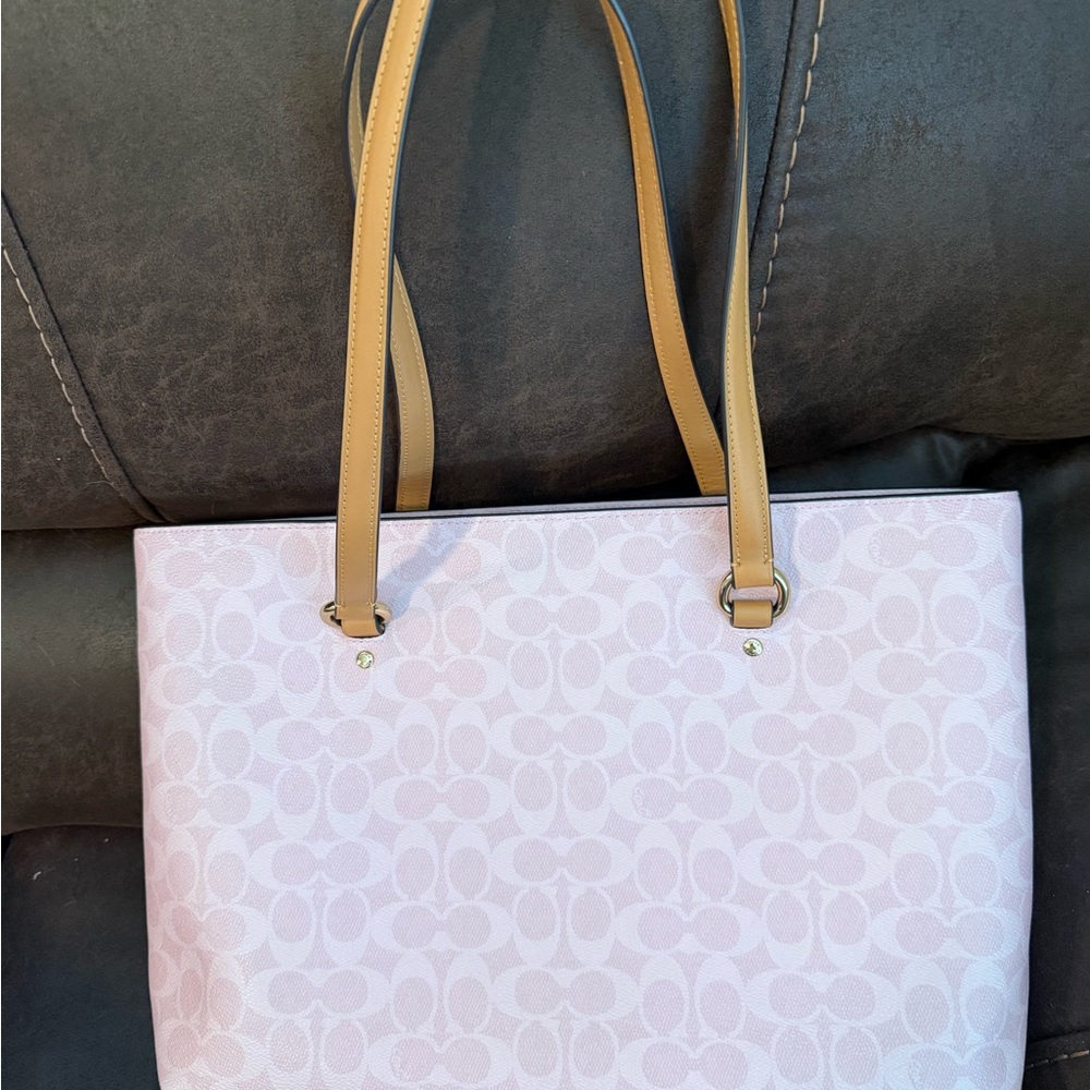 Coach Powder Pink Signature Station Tote with Tan Leather Straps - Picture 4 of 6
